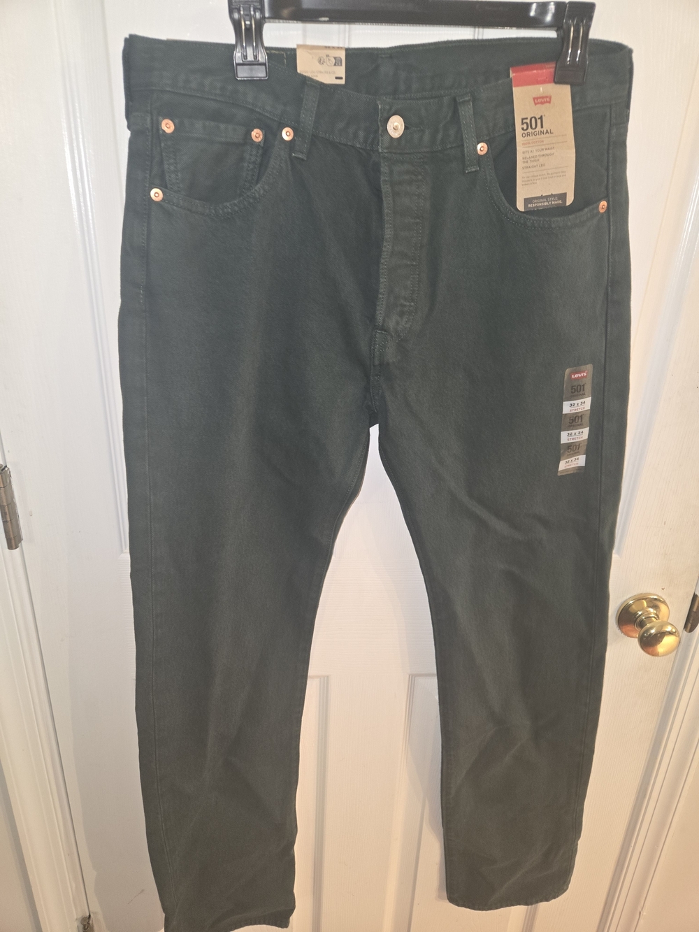 Levi's 501 Men's 32x 34 Jeans in Dark Green. New With Tags